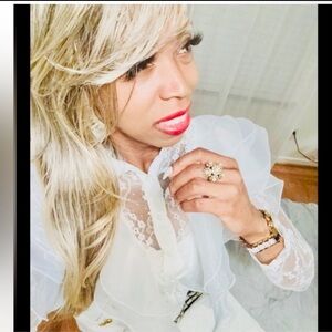 Upscale Elegant White Lace Blouse